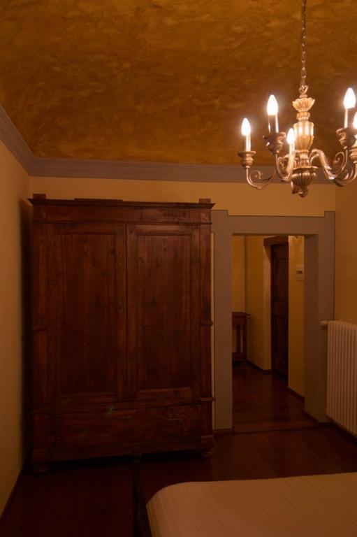 Locanda Guelfo Tredozio Quarto foto
